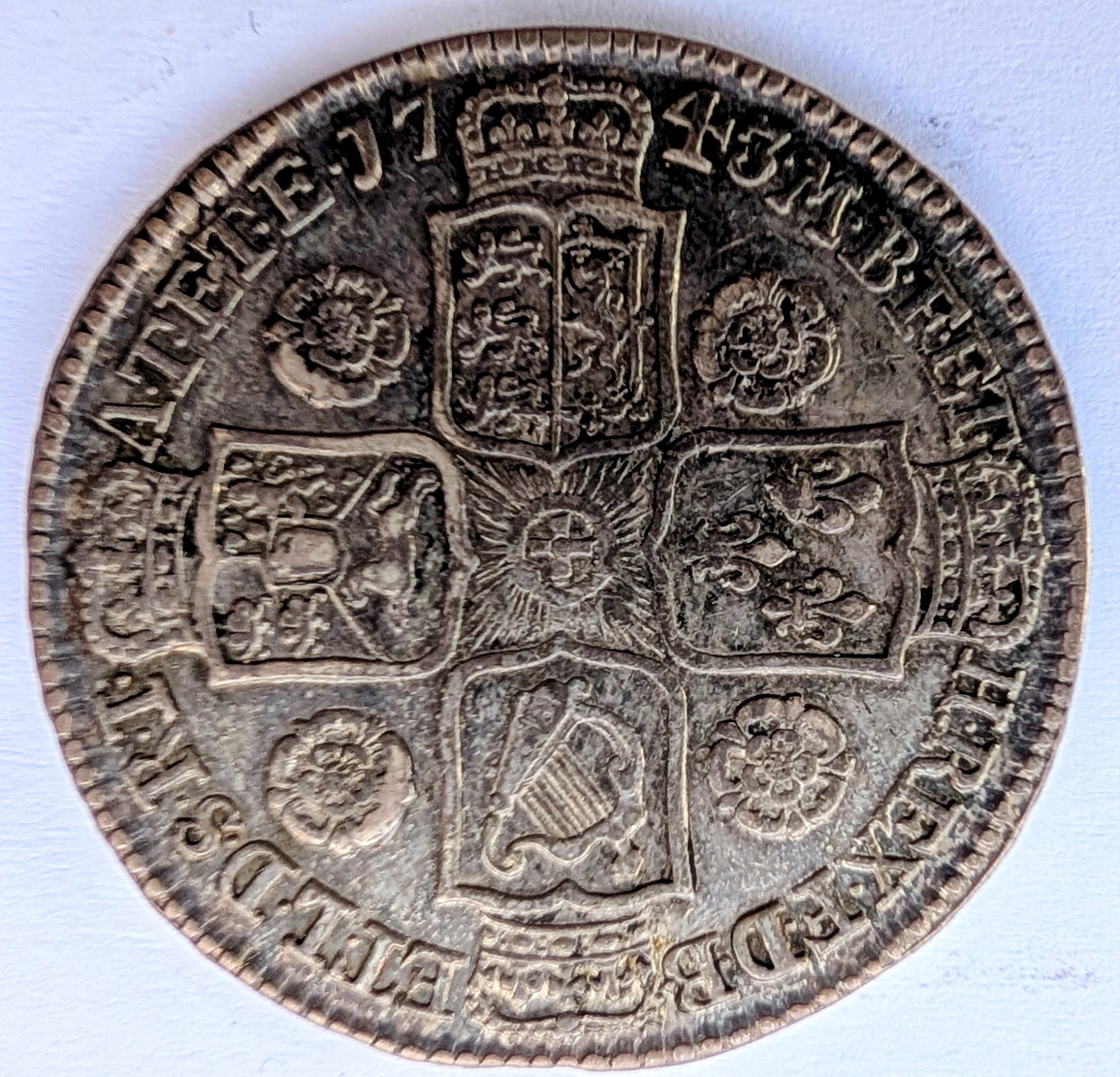 1743-half-crown-rev