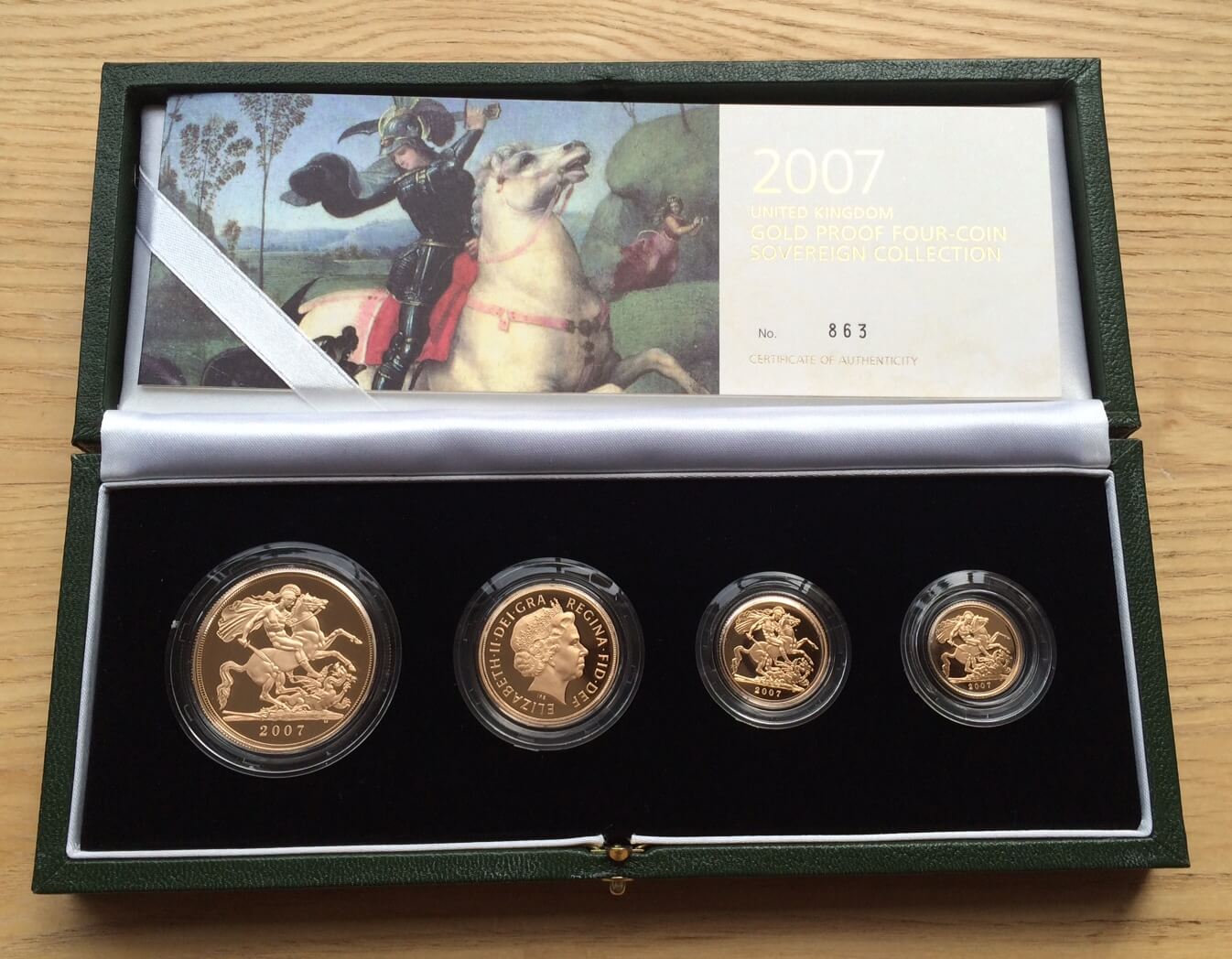 2007 4 coin gold proof sovereign set.jpg