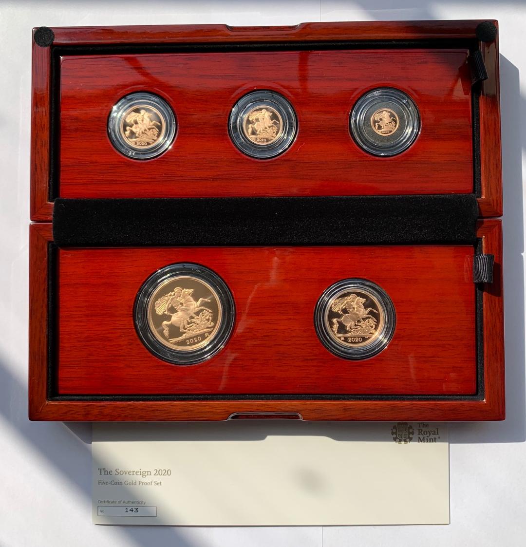 2020 5 coin gold proof sovereign set.jpg