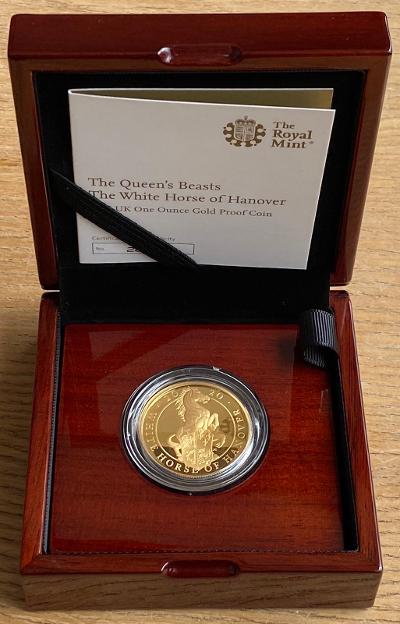 2020 queens beasts white horse of hanover gold proof 1 ounce.jpg
